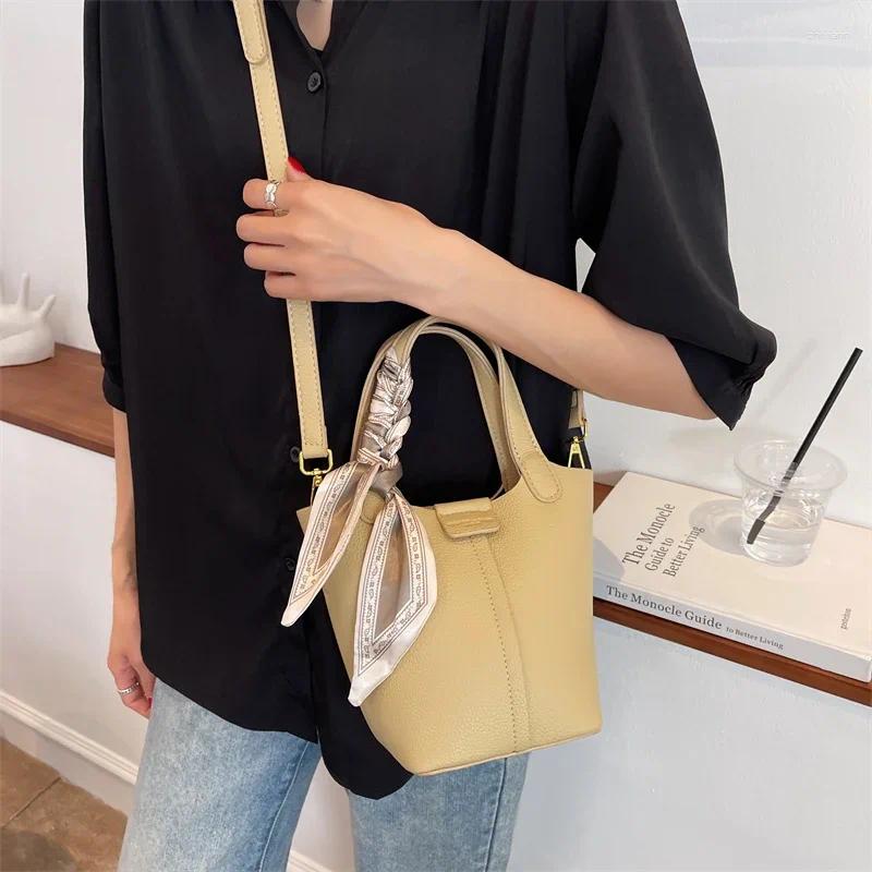 Shoulder Bags Green Design Pu Leather Crossbody Bag For Women Classic Handbag Bucket Top Brand Small Femme Day Clutch