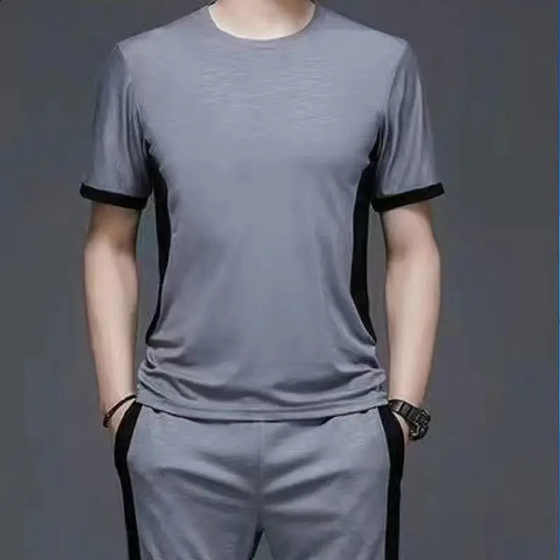 T Shirt Sports Suits Man Jogging Mens Clothing Aesthetic Pants Sets Outdoor Trend Top Offer Wholesale Cotton Tracksuit 240821