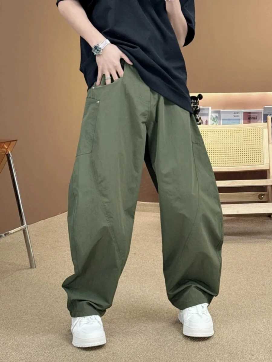 Summer pants mens minimalism and niche design casual pants mens 3D cutting large pockets wide legs curvesW240725