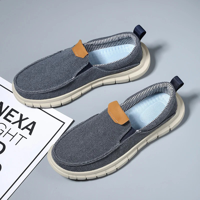 Fashionable mens driving shoes summer canvas shoes breathable and comfortable outdoor sliding walking sports shoes 240821