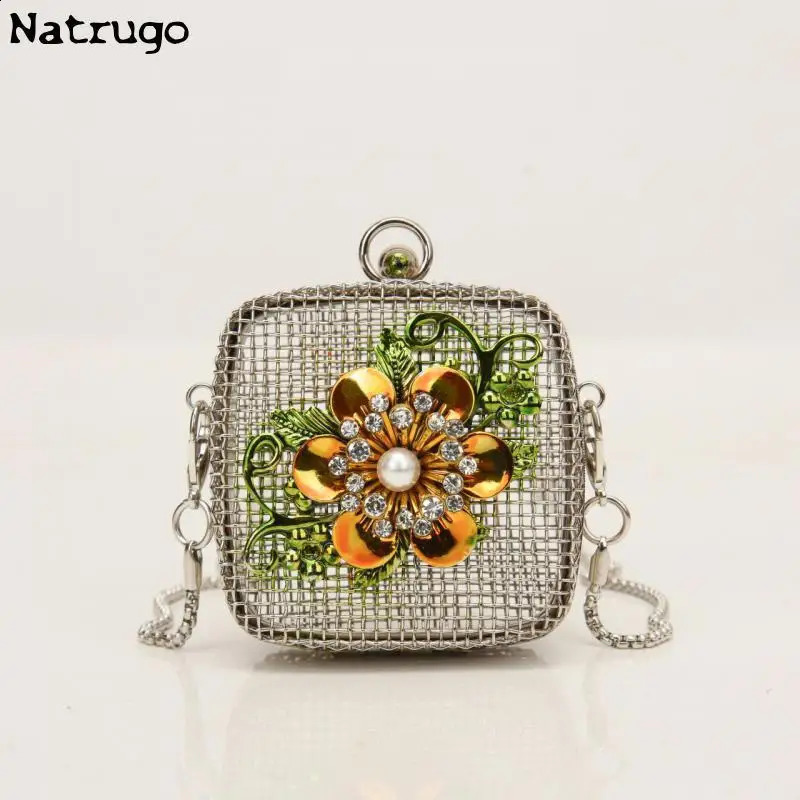 Mini Evening Bag Diamond Hollow Out Crossbody Bags For Party Metal Chain Lipstick Wallet Box Bag 240823