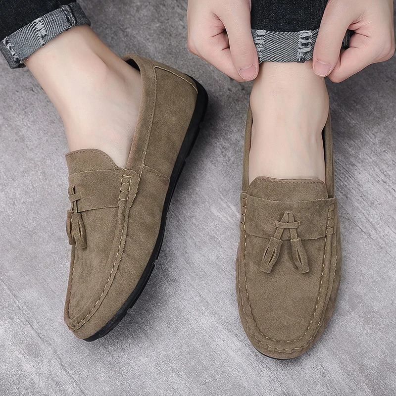 Mens casual leather shoes soft leather shoes Pointed soles and comfortable walking shoes in spring and autumn 240821
