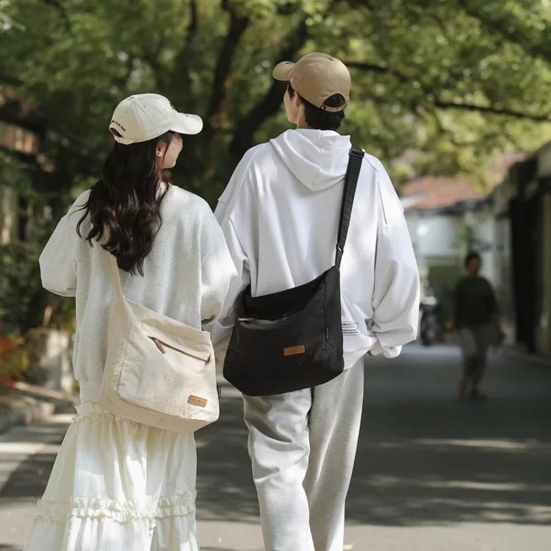 Japanese Women Men Shoulder Crossbody Bag Large Canvas Messenger Bags for Student Book Bags Female Handbag Satchels 240821
