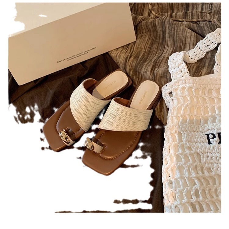 Grape Mom S Vacation Style Metal Clip On Foot Temperament Square Grass Woven Set Toe Cool Slippers For Women In Summer OUTDOOR