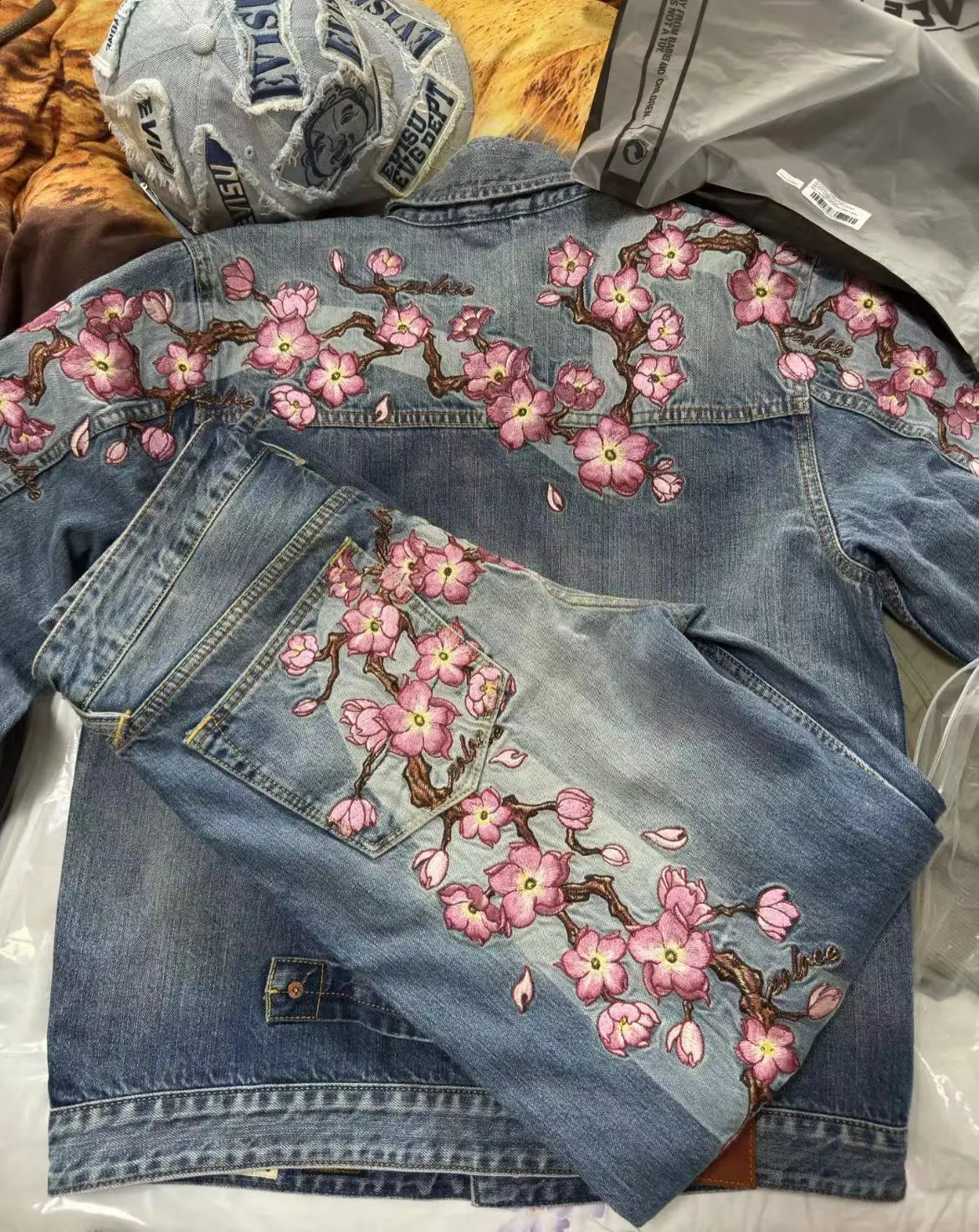 Y2K Pants Men Baggy Cherry Blossom Pattern Jeans Harajuku Hip Hop Streetwear Men Women Gothic Casual Wide Leg Pants 240821
