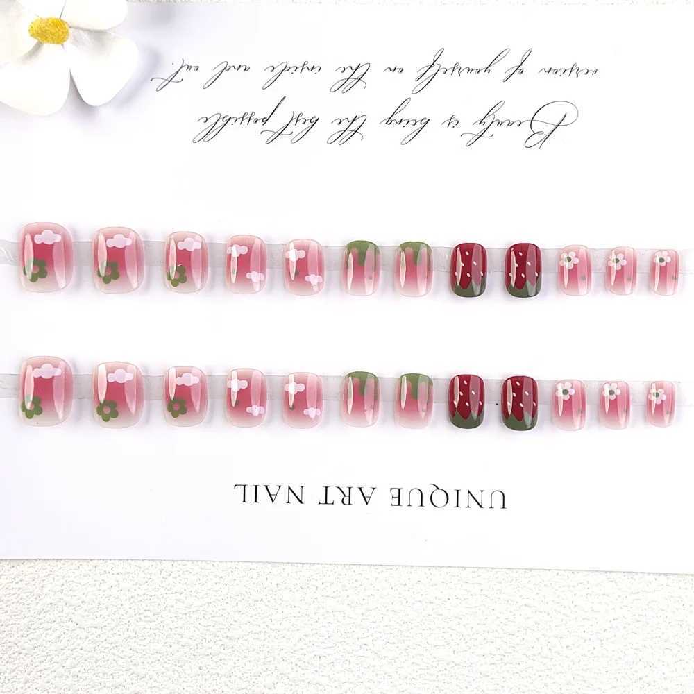 24pcs Sweet Ins Fake Nails Iced Strawberry Cloud False Nail Patch Cute Short Wearable Full Finished Press on Nails For GirlsXJ241025