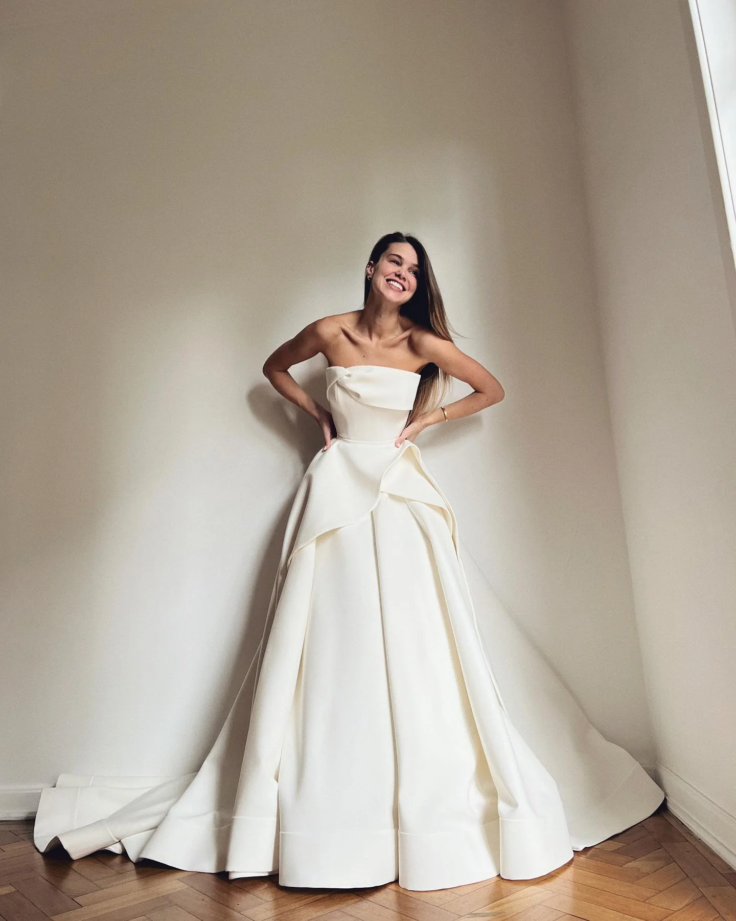 Two Pieces A Line White Wedding Dresses Wide Straps Backless Beach Satin Brial Gowns Vestidos de Novia Designer Bridal Dress 03