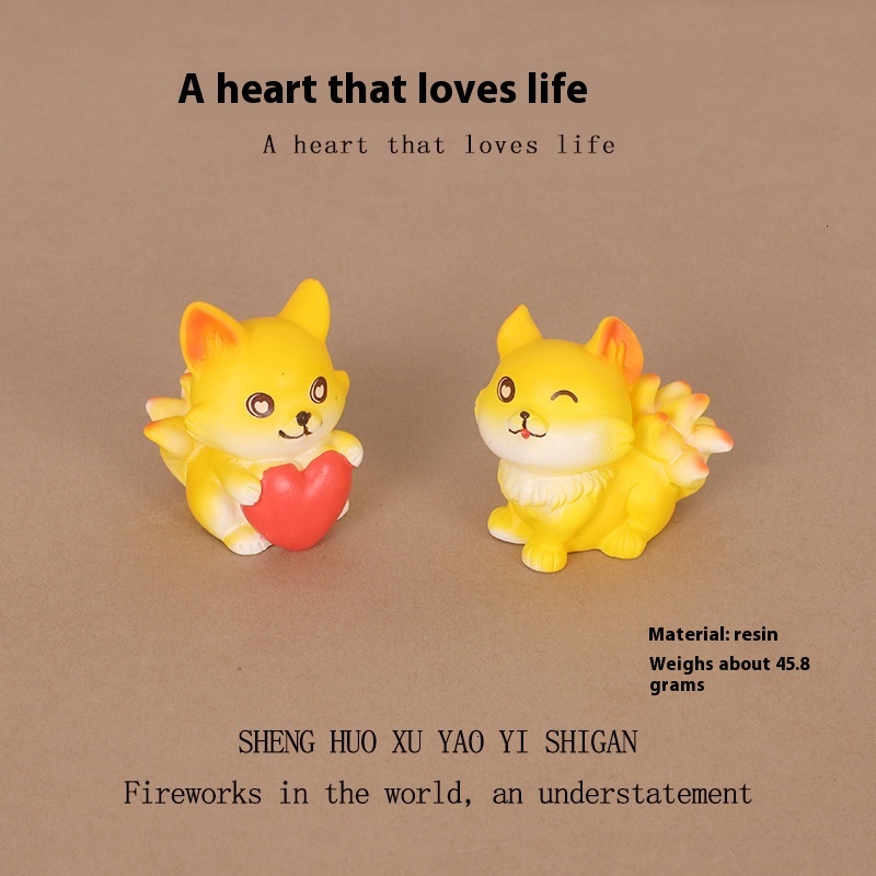 Creative Mini Cute Pet Fox Cartoon Resin Crafts Micro Landscape Home Decorations Desktop Small Ornaments