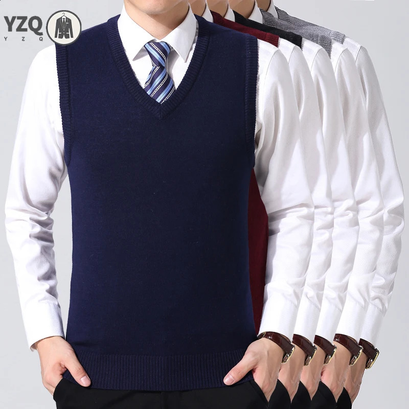 Mens casual sweater vest autumn and winter warm comfortable 240821