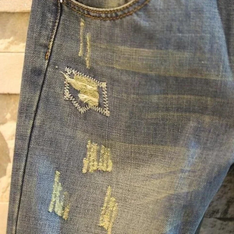 Mens Jeans Cropped Trousers with Holes Man Cowboy Pants Slim Fit Skinny Broken Tight Pipe Torn Ripped Korean Autumn Denim 240821