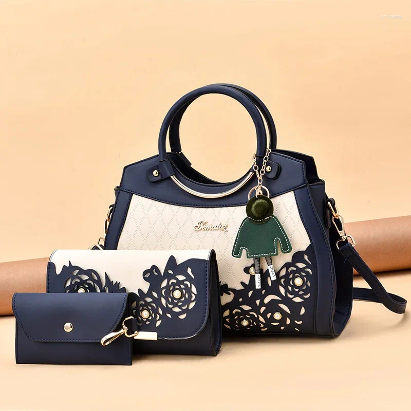 Free Shipping Totes 2025 Female Composite Bags Hollow Out Ombre Handbag Floral Print Shoulder Bag Ladies Pu Leather Casual Totedesigner Bag Luxury Bag