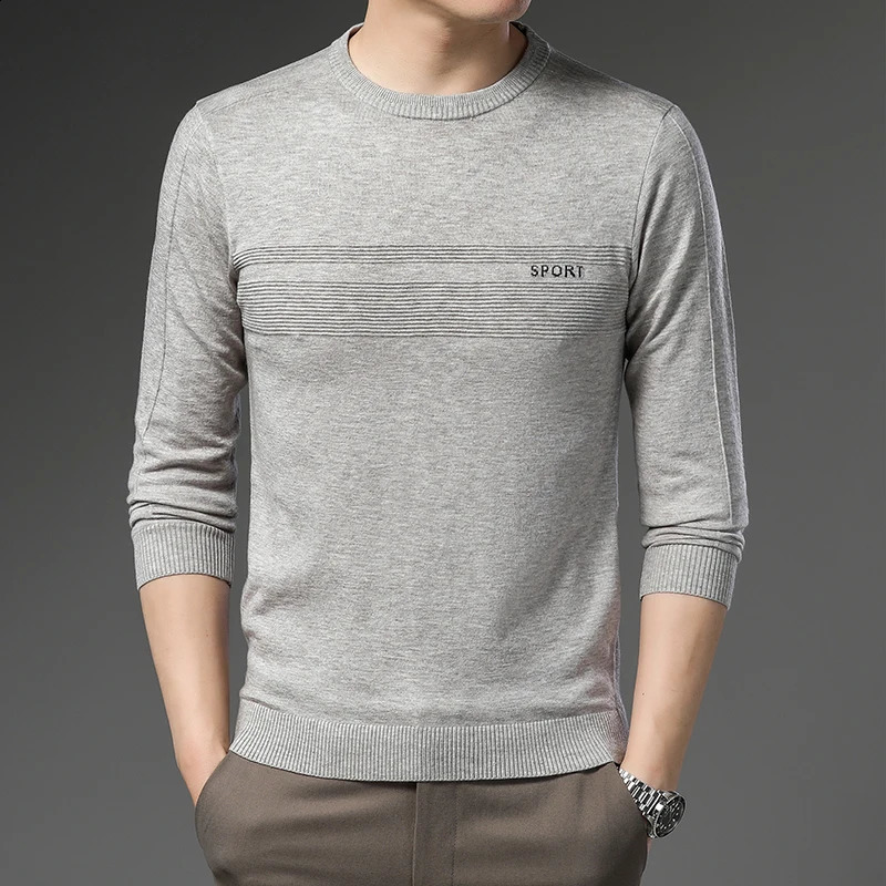 Mens Sweater Fashion Solid Color Warm Sweater Business Casual Heart Neckline Sweater Pullover Men 240821
