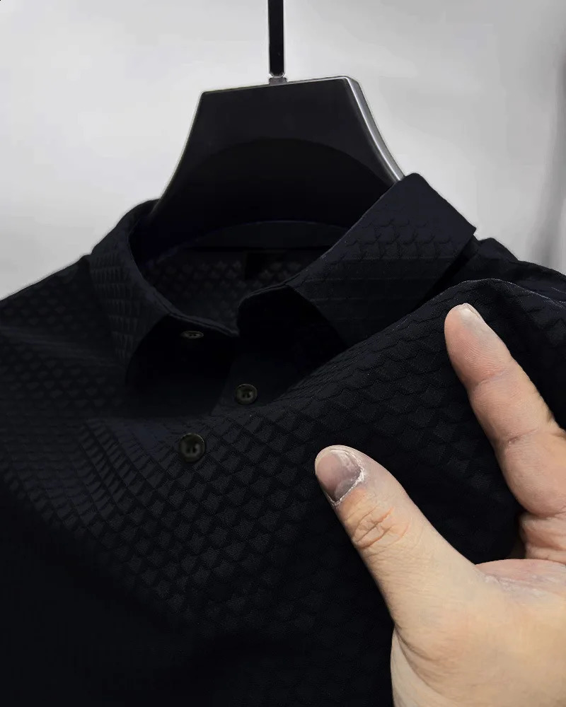 2024 Summer Trend High-End Mens Dry Ice Silk Slim Shirt Collar POLO Shirt 240821