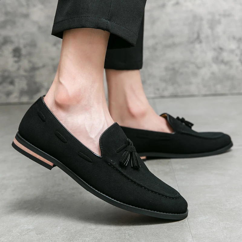 large-sized cowhide leather mens apartment mens casual shoes high-quality mens Loafers Moccasin driving shoes 240821