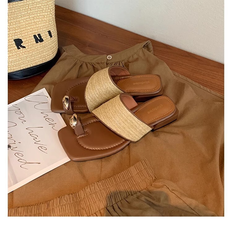 Grape Mom S Vacation Style Metal Clip On Foot Temperament Square Grass Woven Set Toe Cool Slippers For Women In Summer OUTDOOR