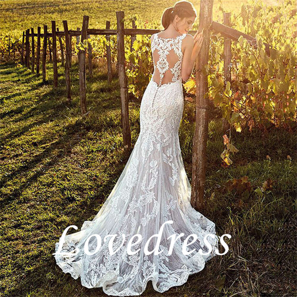 Sexy V-Neck Mermaid Wedding Dress 2024 Lace Boho Sleeveless Bride Gown Customized Buttons Pleats Illusion Back Vestido De Novia
