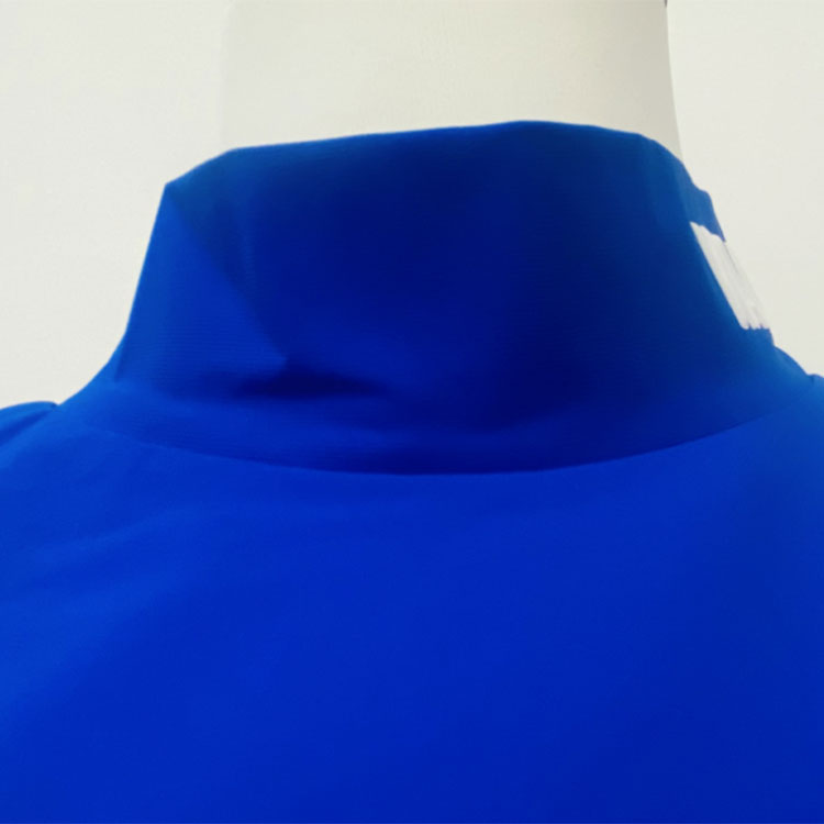 Sleeveless Women's Knit Top with Half-High Collar