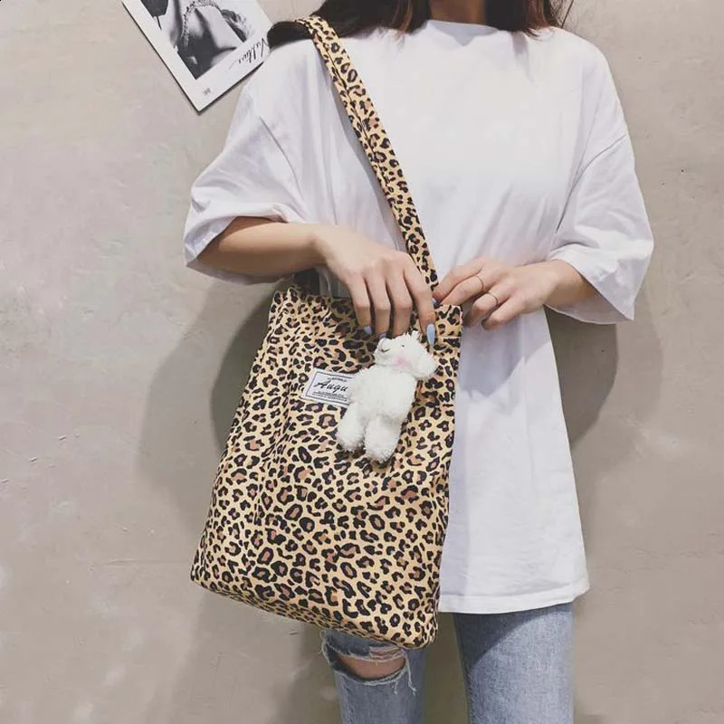 Leopard Print Shoulder Bag Fashionable Canvas Large Capacity Storage Shopping Korean Chic Big Women Casual Tote Handbag y240925