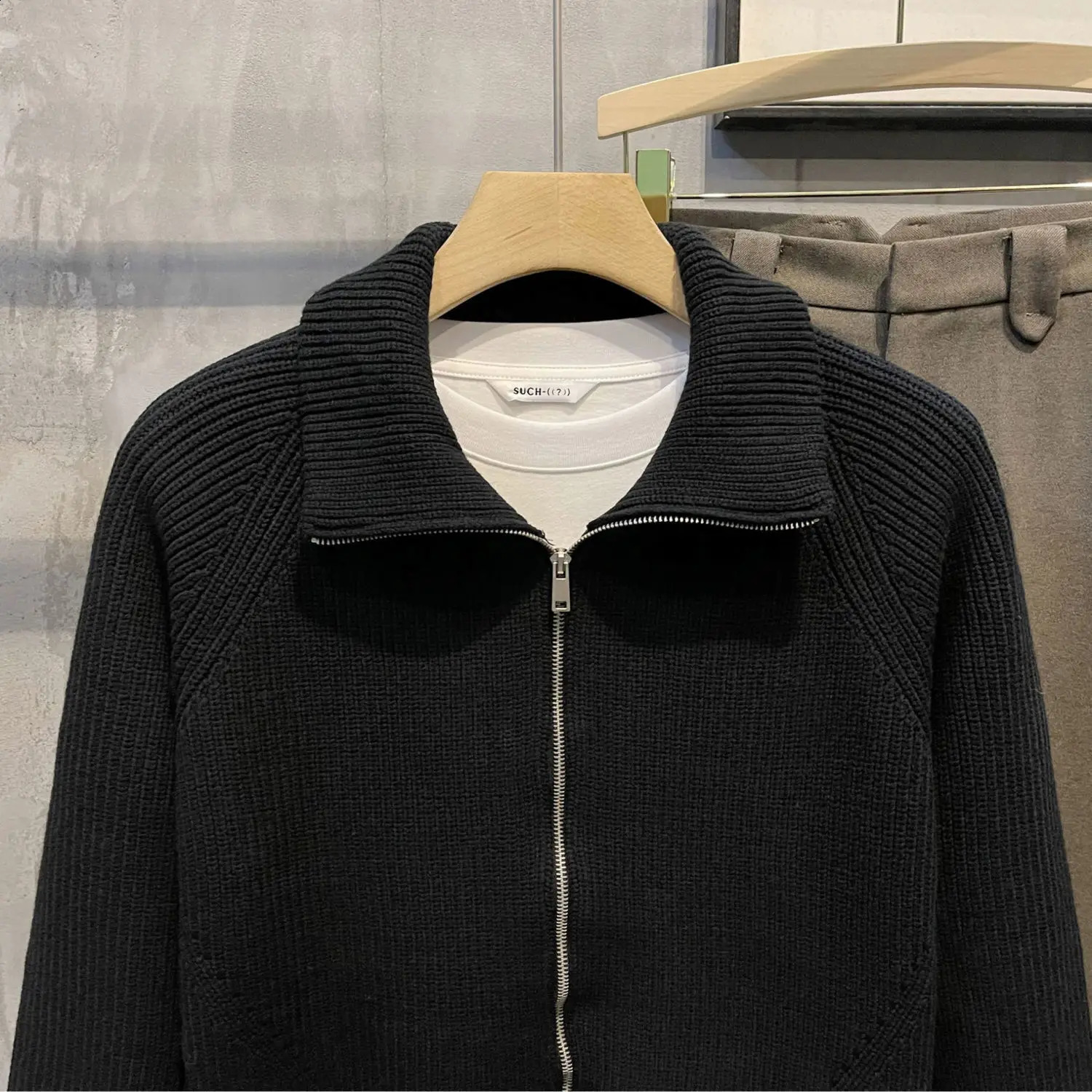 Man Clothes Black Collared Jacket Cardigan Knitted Sweaters for Men Zipper Coat Zip-up Large Big Size Old Korean Style Overfit S 240821
