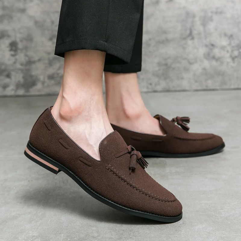 large-sized cowhide leather mens apartment mens casual shoes high-quality mens Loafers Moccasin driving shoes 240821