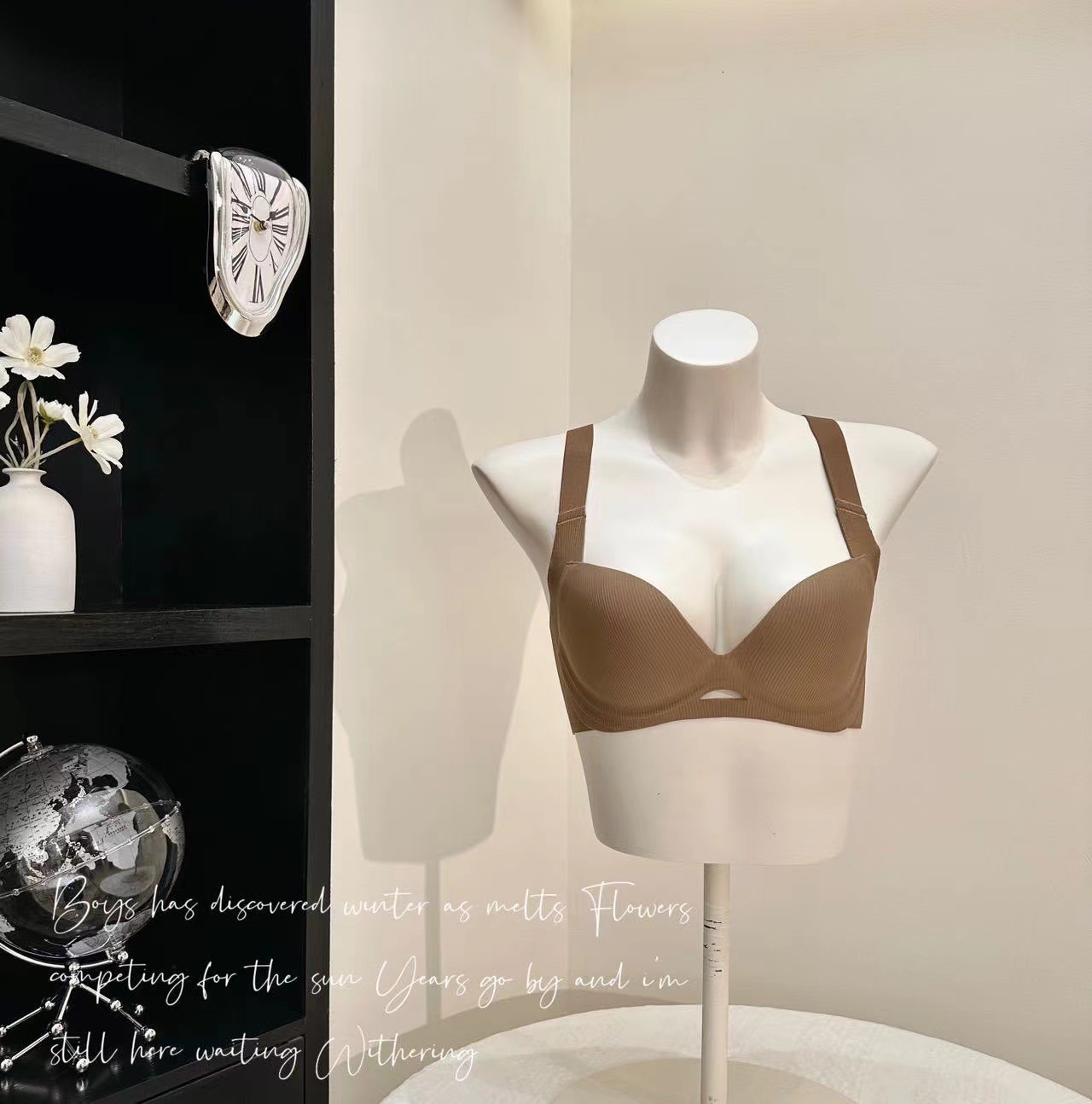 Big small chest, full cup, thin bra, adjustable, retractable, anti expansion, steel ring, no trace bra dongdumaoyi