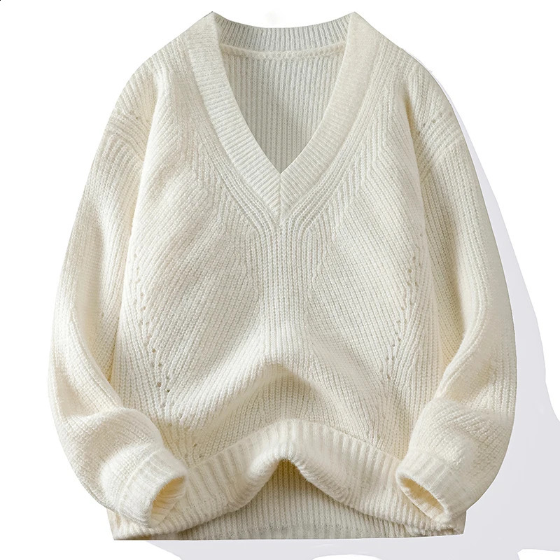 Solid color Vneck sweater thick fashionable trend pleated shape high and thin highquality fabric comfortable skin breathable 240821