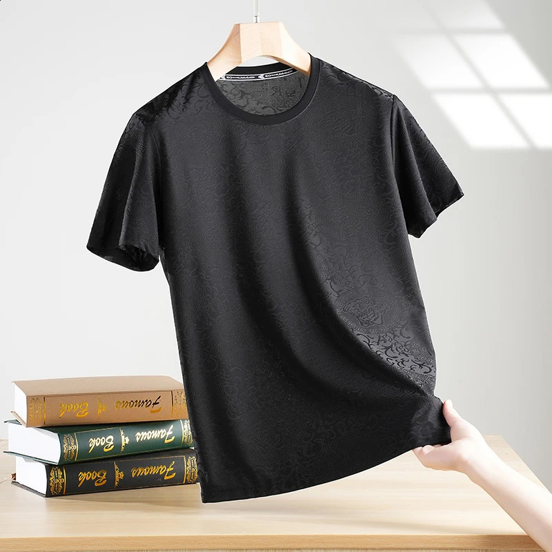 2024 Ice Silk Summer Embroidery Mens Tshirt Loose Fitting Retro Short Sleeved Fashion Funny ONeck Tops T Shirt 240820