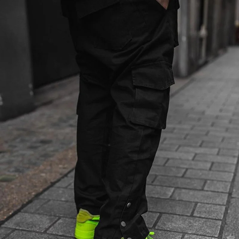 Commodity pants for men in hiphop streetwear jogging fashionable mens multi pocket casual sports 240821