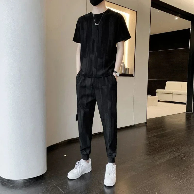 Tracksuit T-shirts Pants Suits for Men Black No Smooth Sweatsuit Man Trousers Sets Sweatshirts Baggy Slacks Loose Elastic 240821
