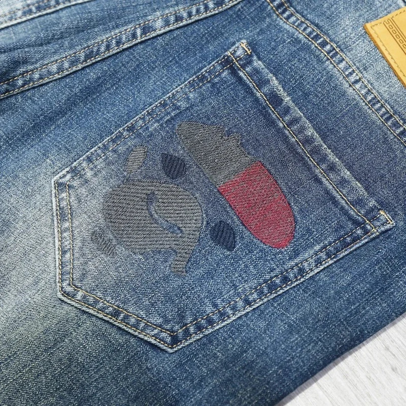 Embroidery Distressed Fashion Men Ripped Jeans Hip-hop Stretch Korean Motorcycle Print Pants Slim Male Hole Male Denim Trousers 240821