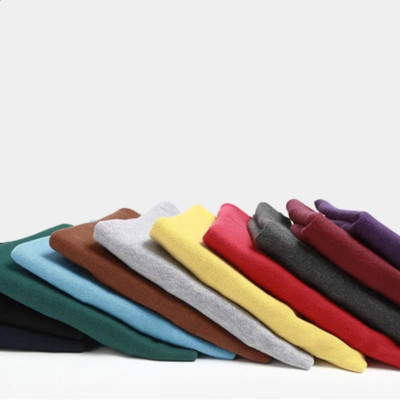 Cotton sweater mens long sleeved pullover jacket Vneck fashion loose knit clothing Korean style 240821