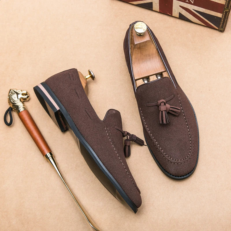 large-sized cowhide leather mens apartment mens casual shoes high-quality mens Loafers Moccasin driving shoes 240821
