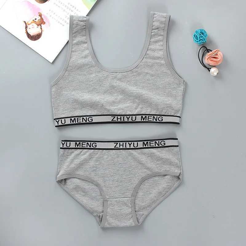 Teenagers Girls Lingerie Cotton Underwear Sets Kids Young Girls Training Bras Puberty Students Bra Vest Brassiere Panties Y240821