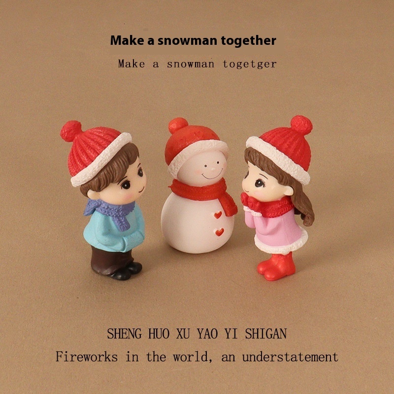 Plastic handicrafts, cute mini girls, snowmen, baby house decorations, micro landscape scenes, car decorations