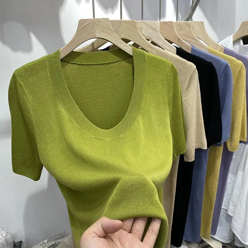 Ice Silk Knitwear U-neck Knitwear Top Womens Summer Soft and Waxy Elastic Slim Scoop Neck Short-sleeved T-shirt Sweater Top 240820