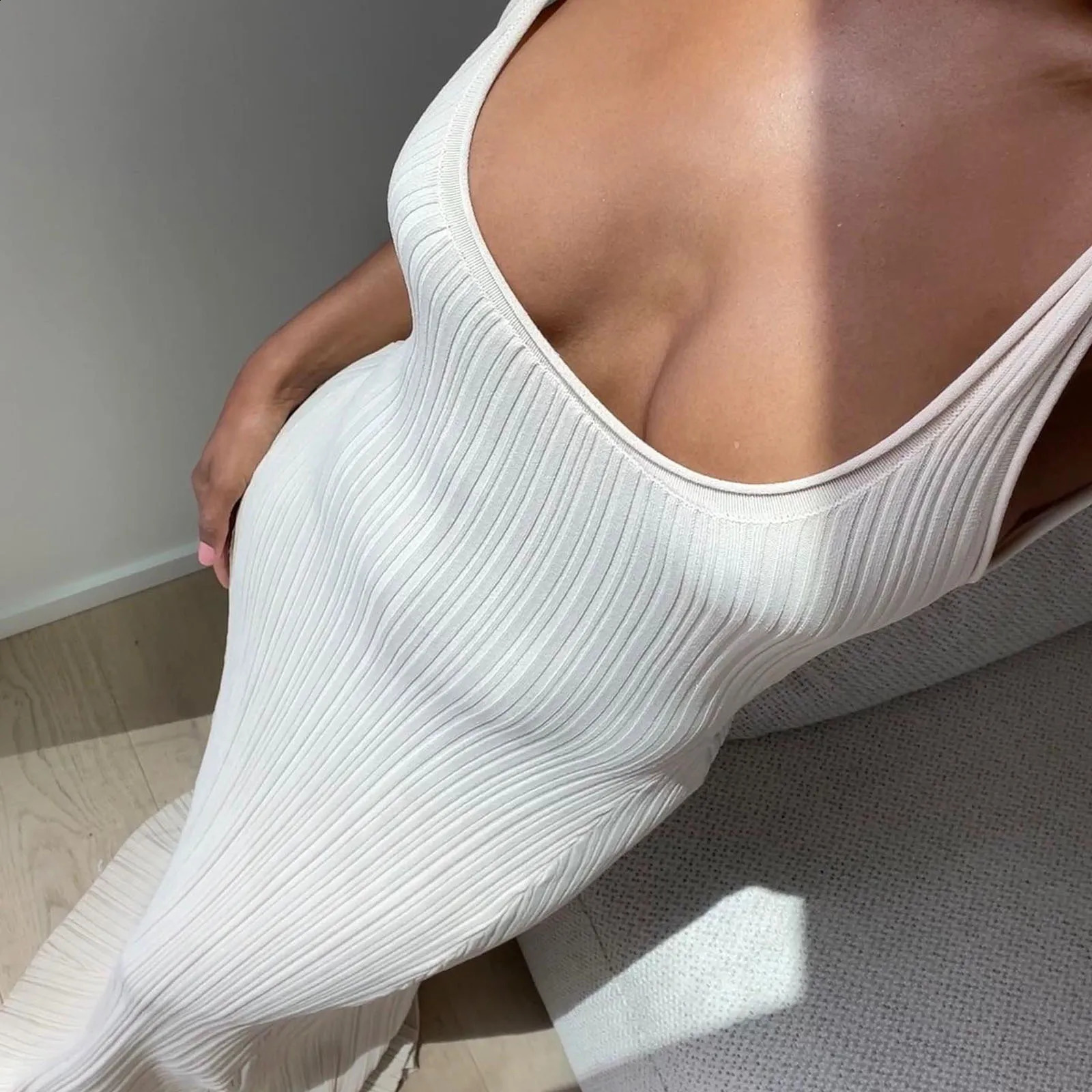Hirigin Summer Knit Sleeveless Dress for Women V Neck Midi Bodycon Sweater Dress Casual Cut Out Front Tank Dress 2024 Trends 240821