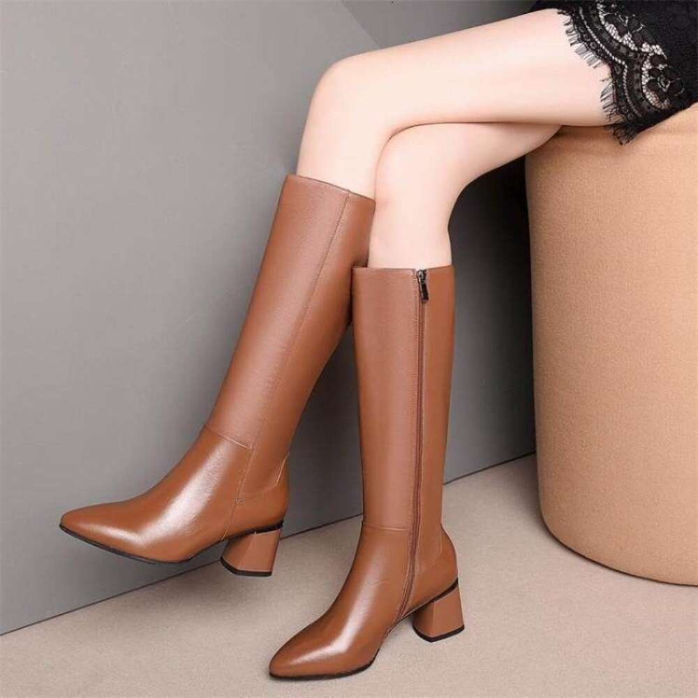 Shoes For Woman Long Winter Knee High Shaft Footwear Leather Women's Boots Fur Brown Pointed Toe Chic And Elegant Fashion 2024