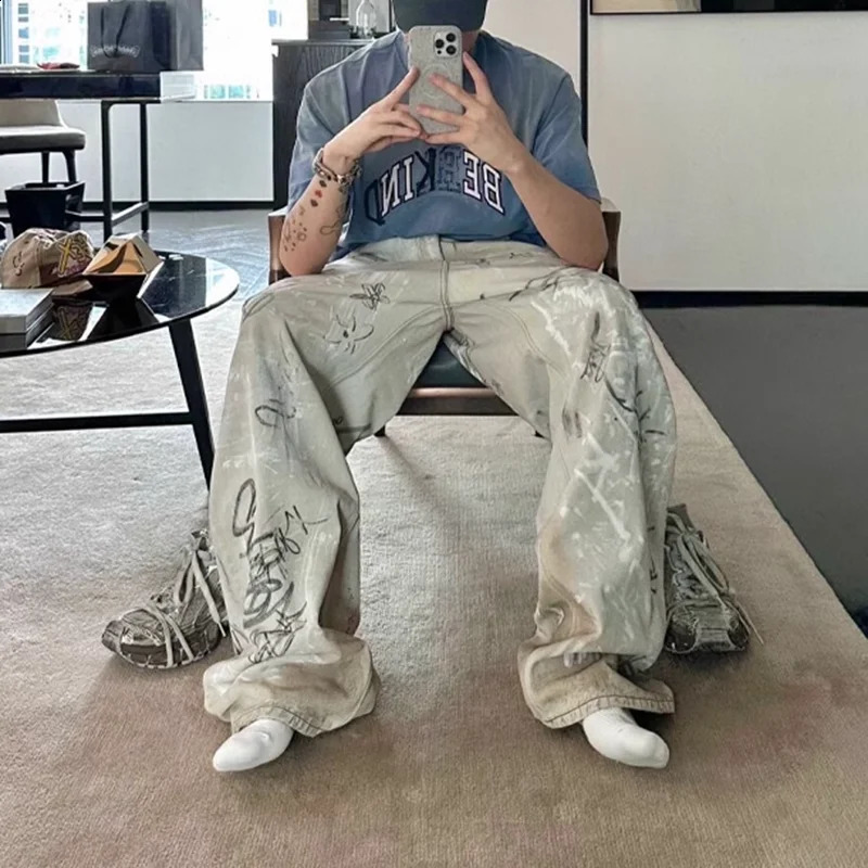 Hand-painted Graffiti Washed Baggy Jeans for Men and Women Y2k Streetwear Pantalones Hombre Casual Denim Trousers Oversized 240821