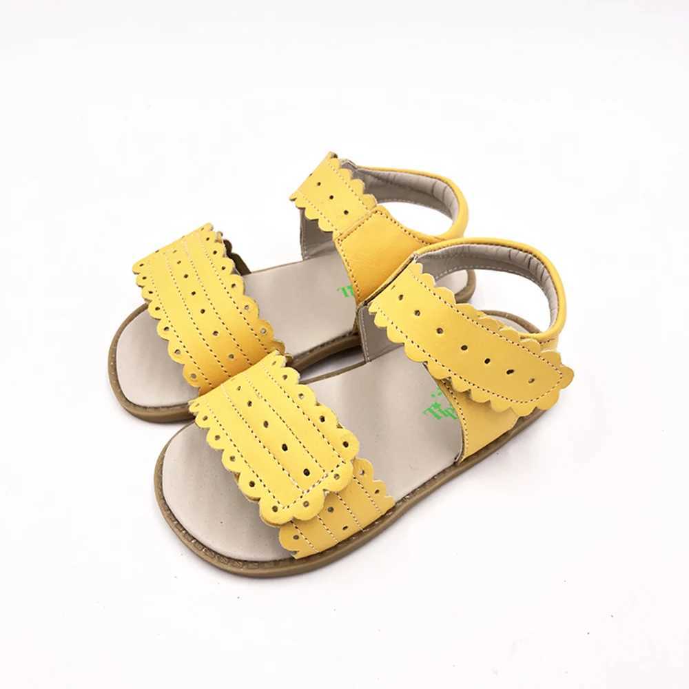 Tipsietoes childrens Posey style suitable for girls sandals low heels real leather baby filling party dress shoes childrens summer W240821