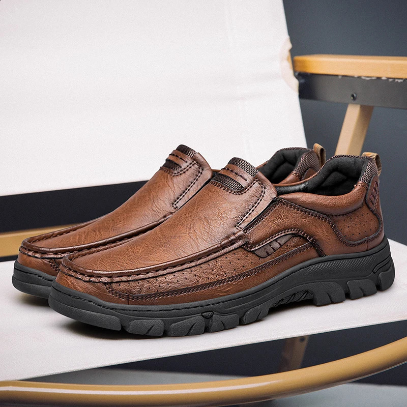 CLOHOO handmade shoes breathable casual leather shoes classic hand sewn mens shoes 240821
