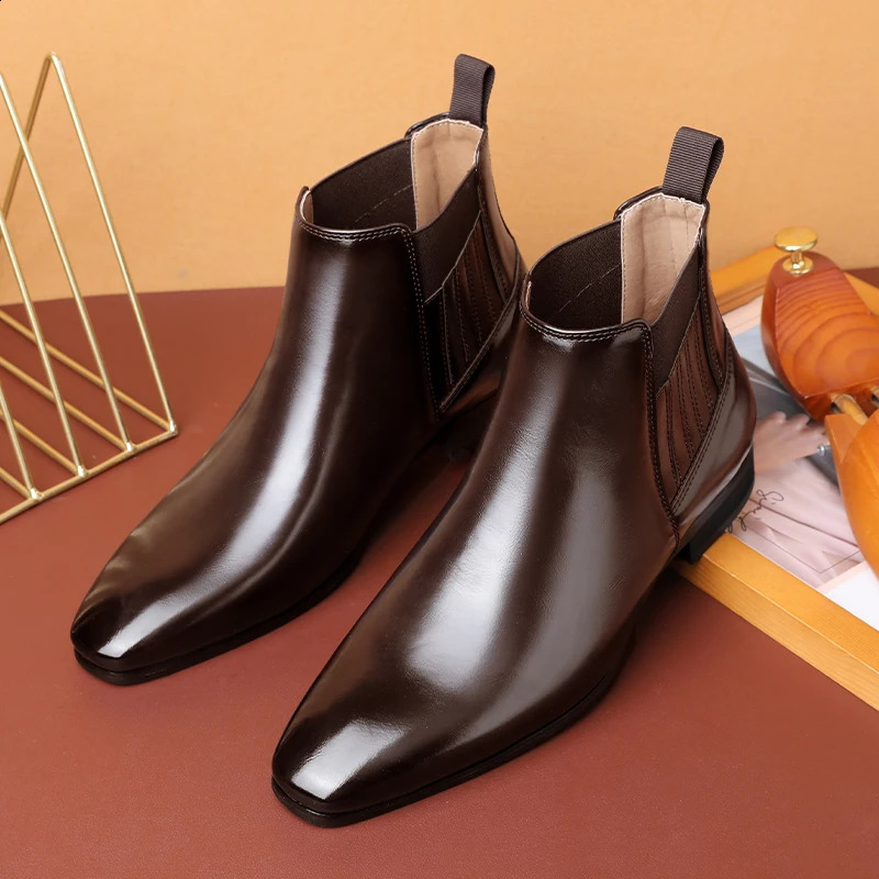 Mens Classic Retro Chelsea Boots Mens Fashion British Style Short Ankle Boots Mens Casual High Top Leather Shoes Apartment 240821