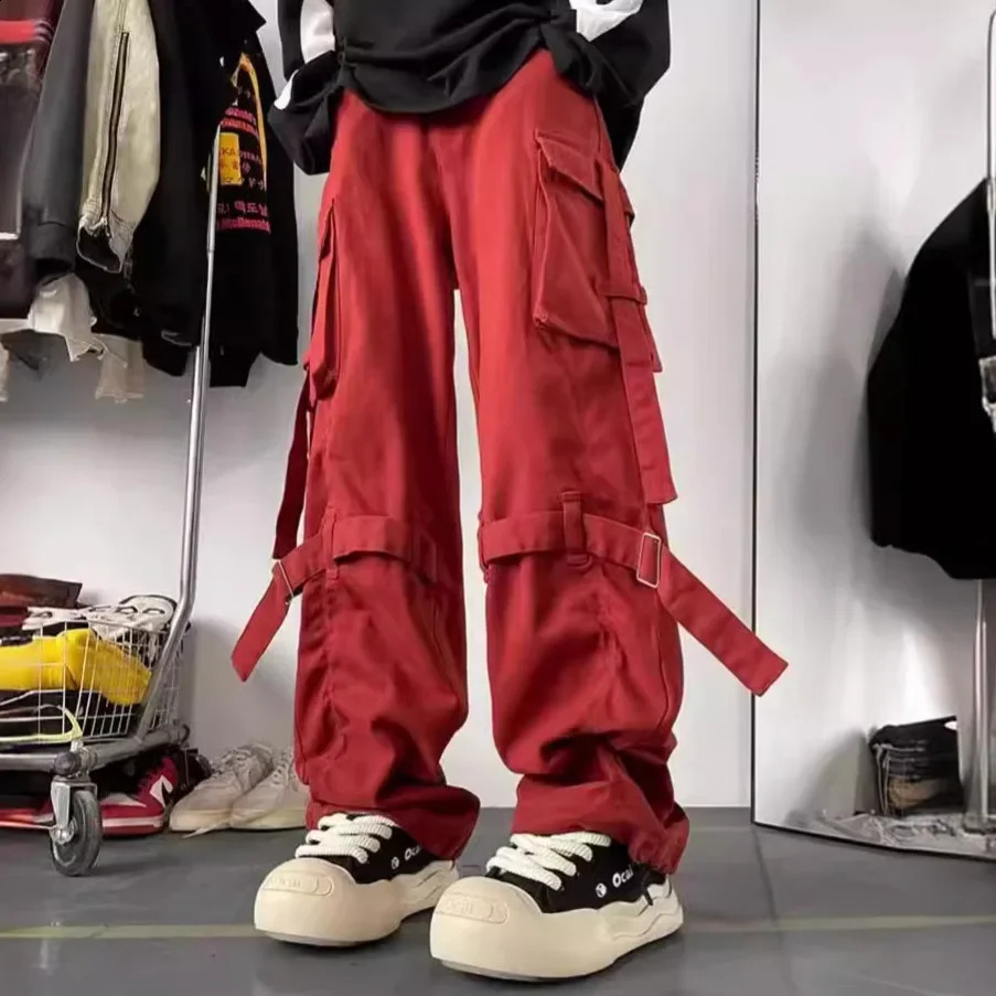 Fashionable American style retro wide leg loose casual street dance pants mens red cargo floor 240821