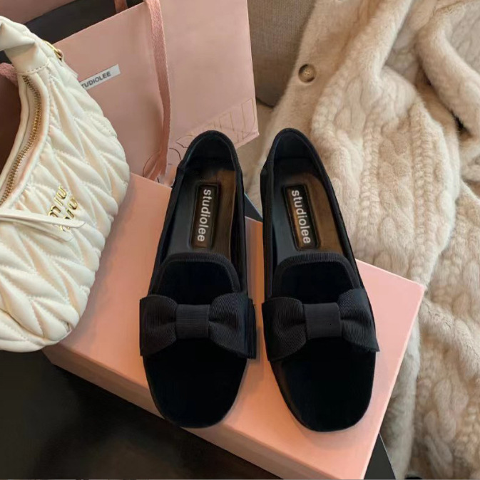 Ddmysports Grape Mom S Same Style Amin Family Wearing Velvet Bow Le Fu Women French Flat Single Shoes OUTDOOR