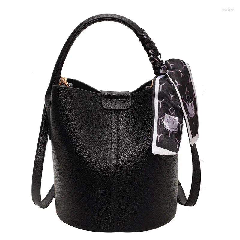 2025 Designer Shoulder Bags For Women: Solid Color, High-quality Handbags With Interior Compartment New Free Delivery Designer Bag