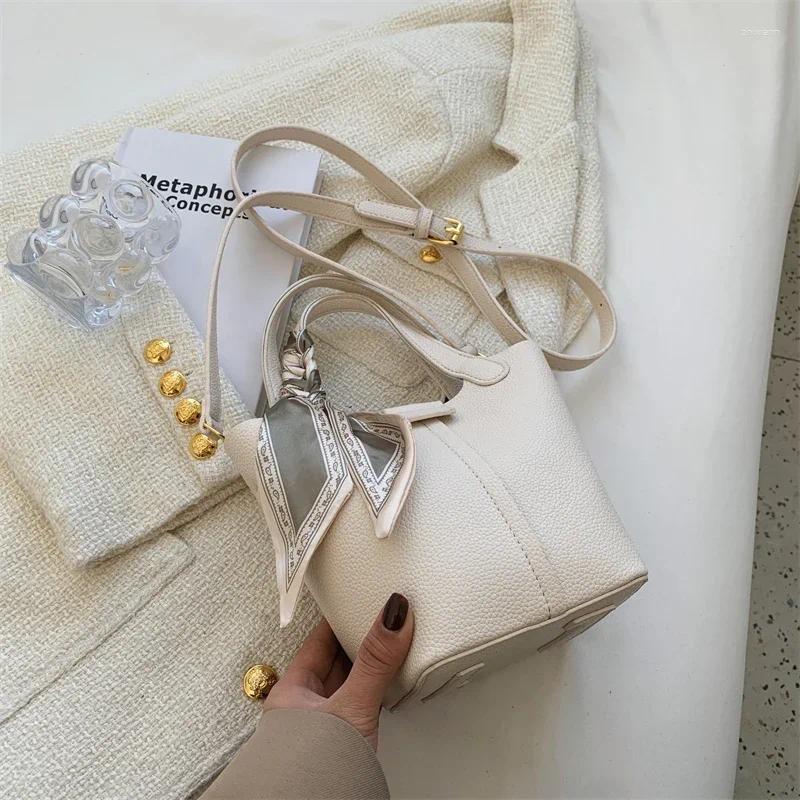 Shoulder Bags Green Design Pu Leather Crossbody Bag For Women Classic Handbag Bucket Top Brand Small Femme Day Clutch