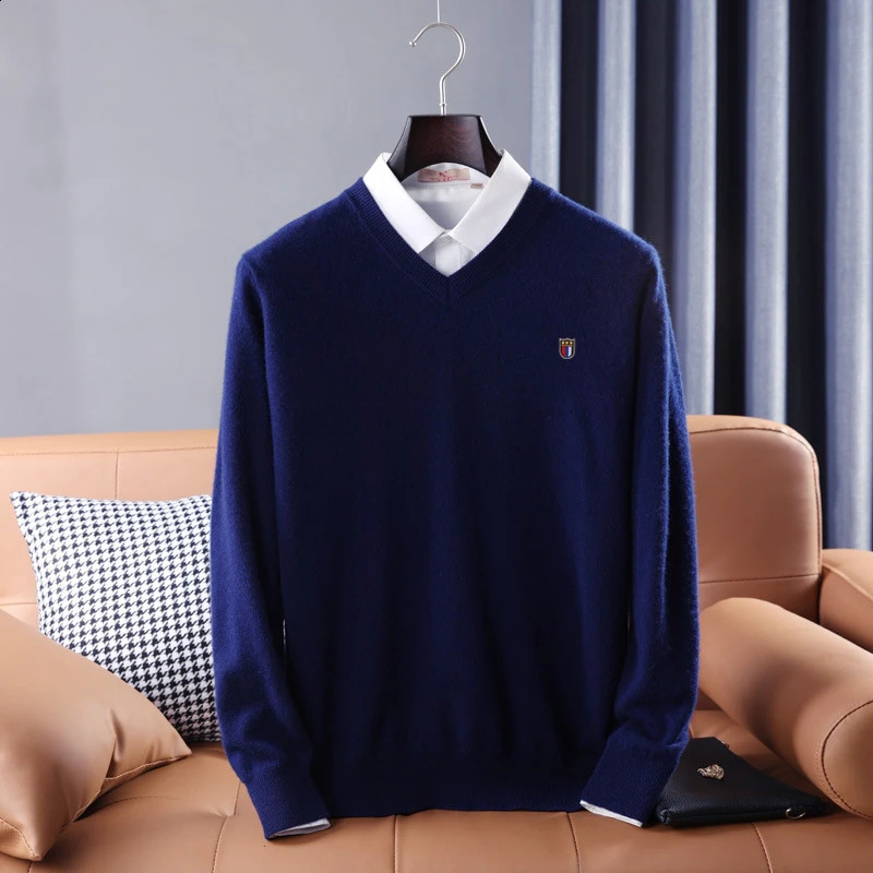 Soft Warm Pullover Cashmere Sweater Mens V Neck Thickened Classic Tops Autumn Winter Casual Solid Color Knitted Pullover 240821