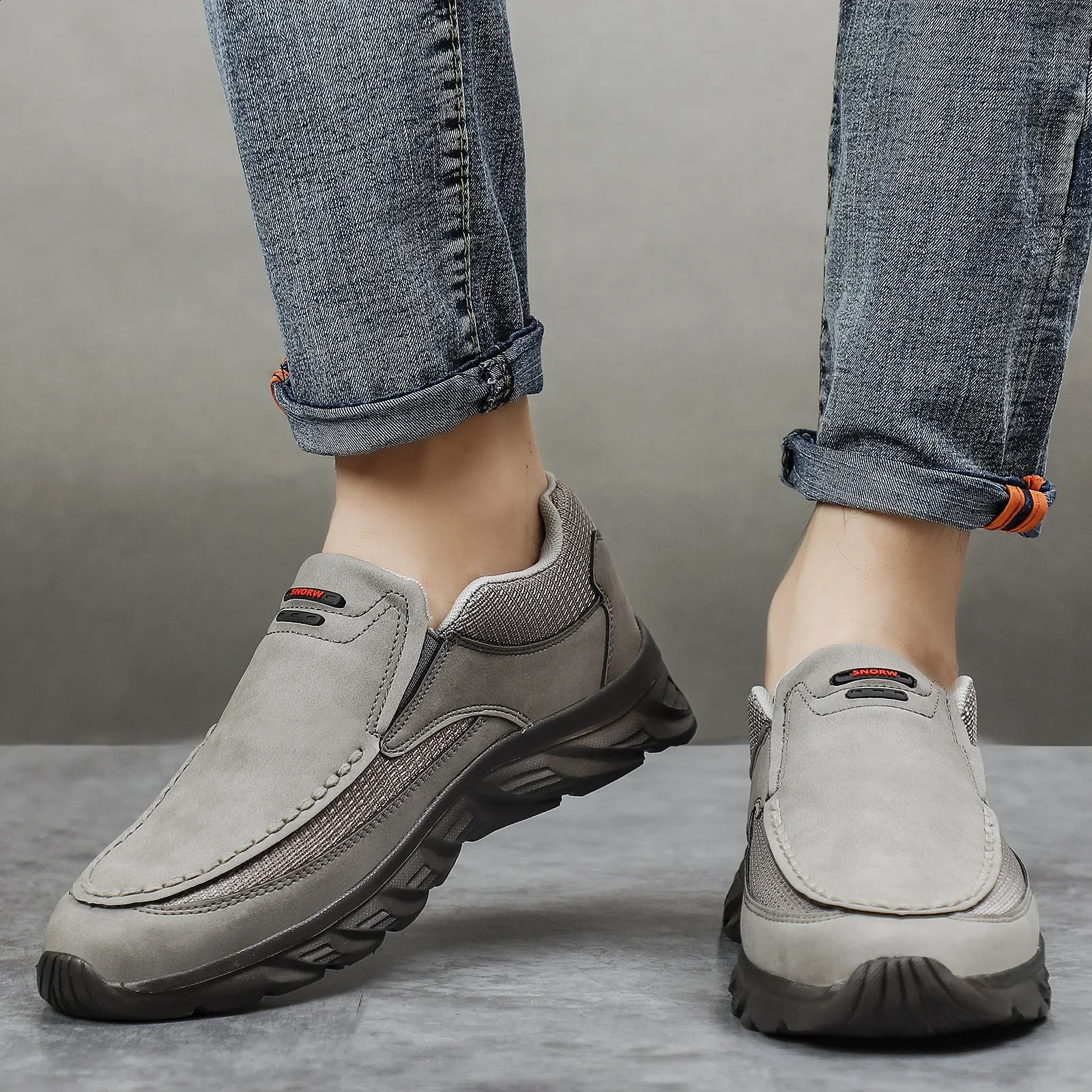 Mens leather casual shoes breathable Loafers mens sports shoes 2024 comfortable leather flat shoes sports shoes for men 240821 ww