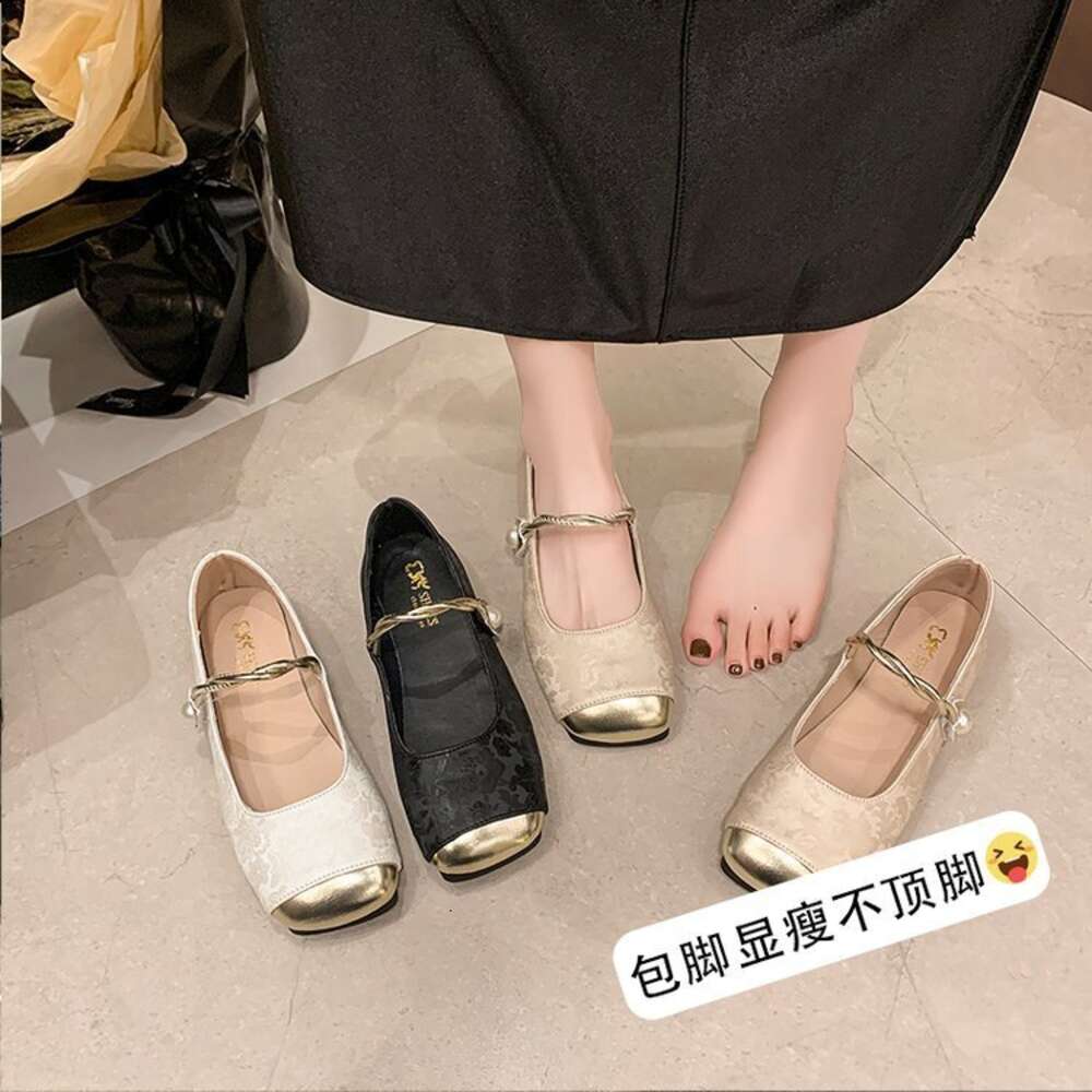 Ddmysports Ladies Flat Bottomed Chinese French Dynasty New Versatile Shallow Mouth Spring And Autumn Square Toe Style Single Shoes For Women OUTDOOR