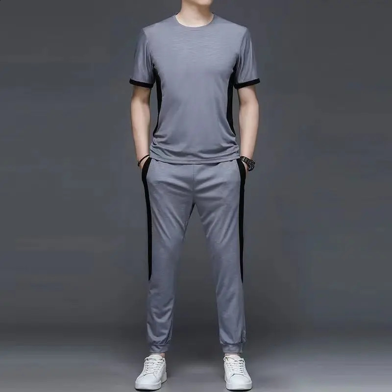 T Shirt Sports Suits Man Jogging Mens Clothing Aesthetic Pants Sets Outdoor Trend Top Offer Wholesale Cotton Tracksuit 240821