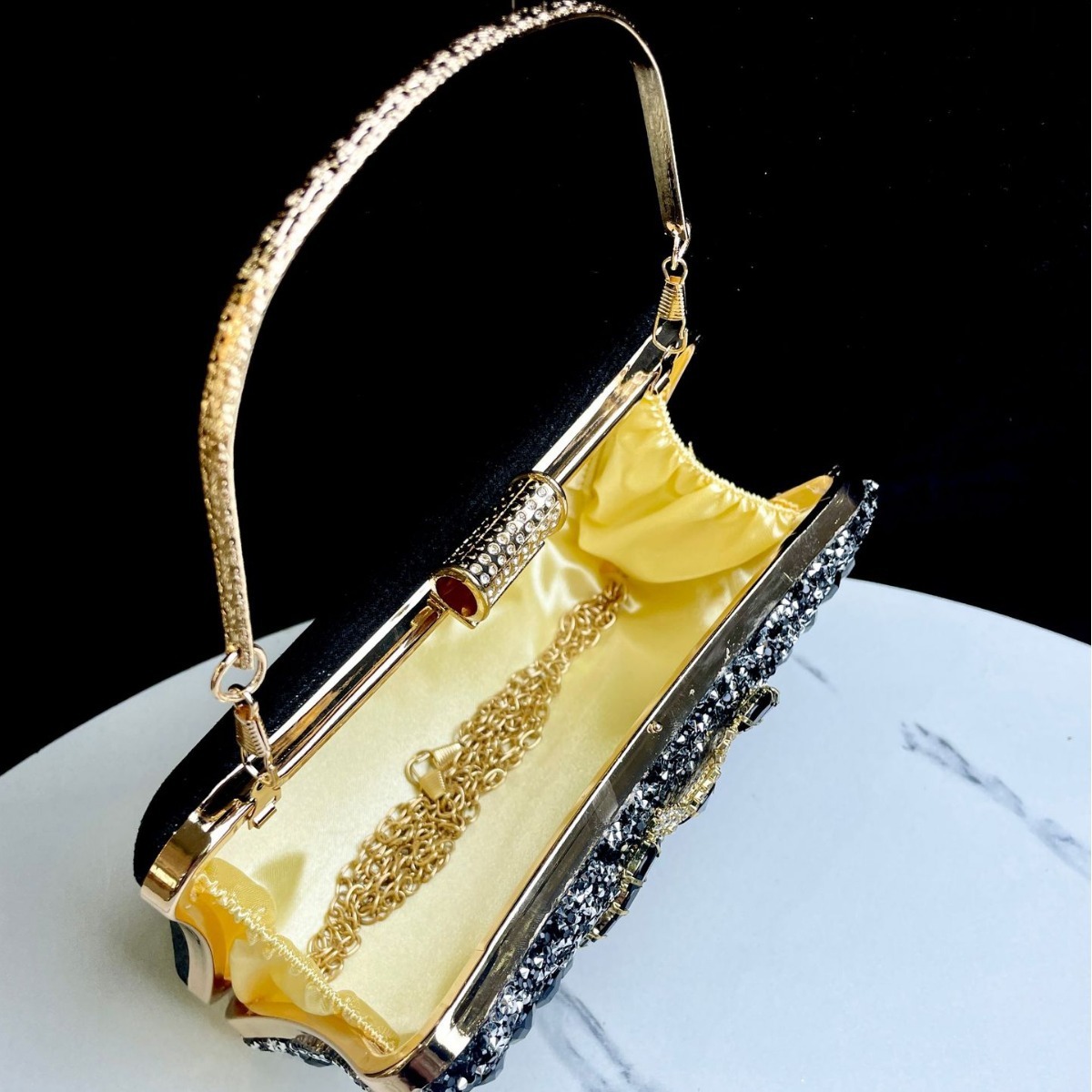2025 Fashion Designer Mini Handbag New Social Celebrity Banquet Jewelry Bag Handbag Casual Shining Wallet Storage Bag